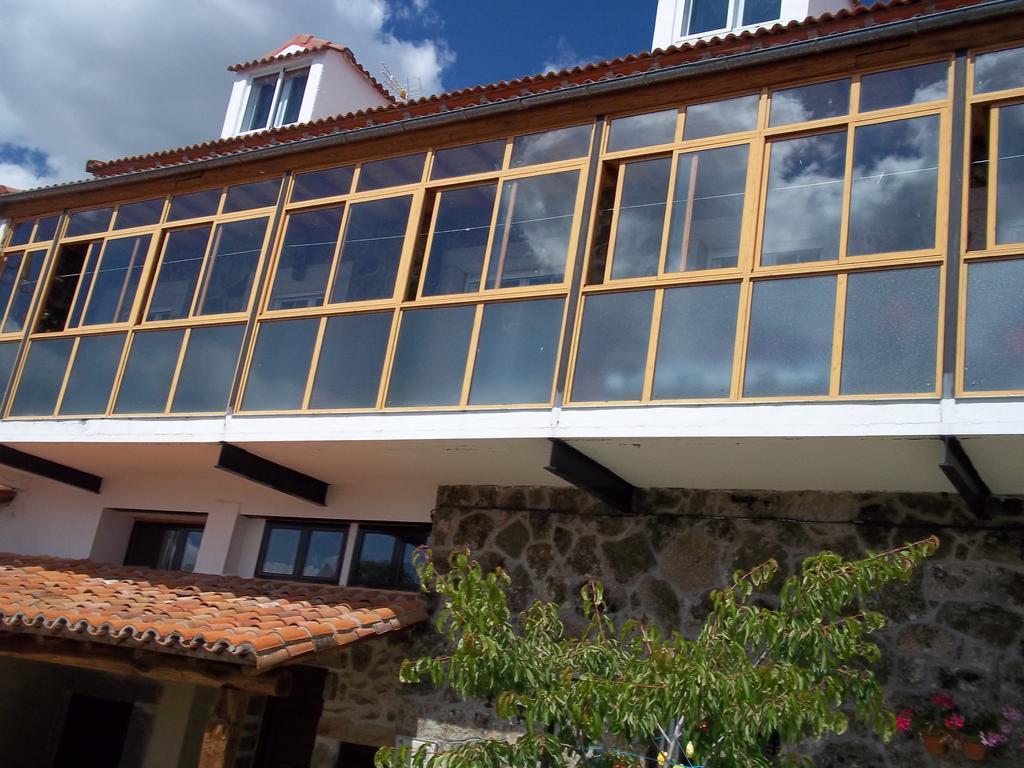 Casa Rural La Esmeralda Наварредонда-де-Гредос Номер фото