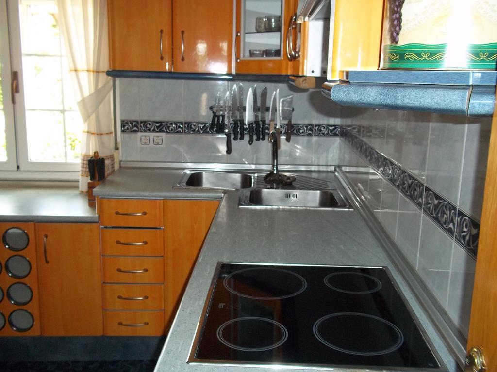 Casa Rural La Esmeralda Наварредонда-де-Гредос Номер фото